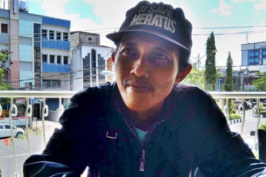 Executive Director of WALHI South Kalimantan and Coordinator of Simpul Jaringan Pantau Gambut South Kalimantan